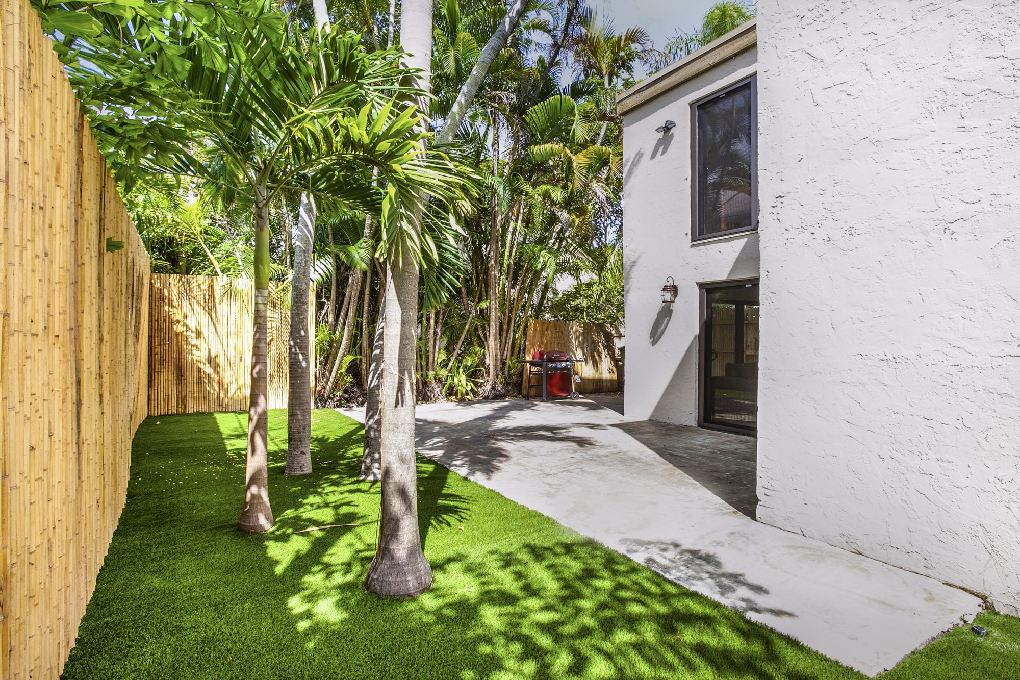 Quintessential Coconut Grove 2 Bedroom Townhouse Sea Grove Realty