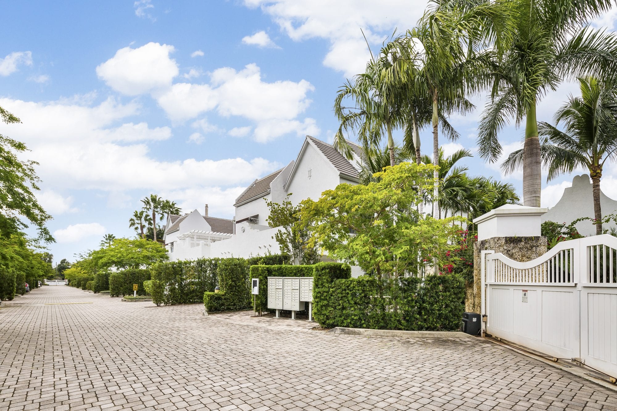 Pine Manor Luxury Gated Community in High Pines Sea Grove Realty