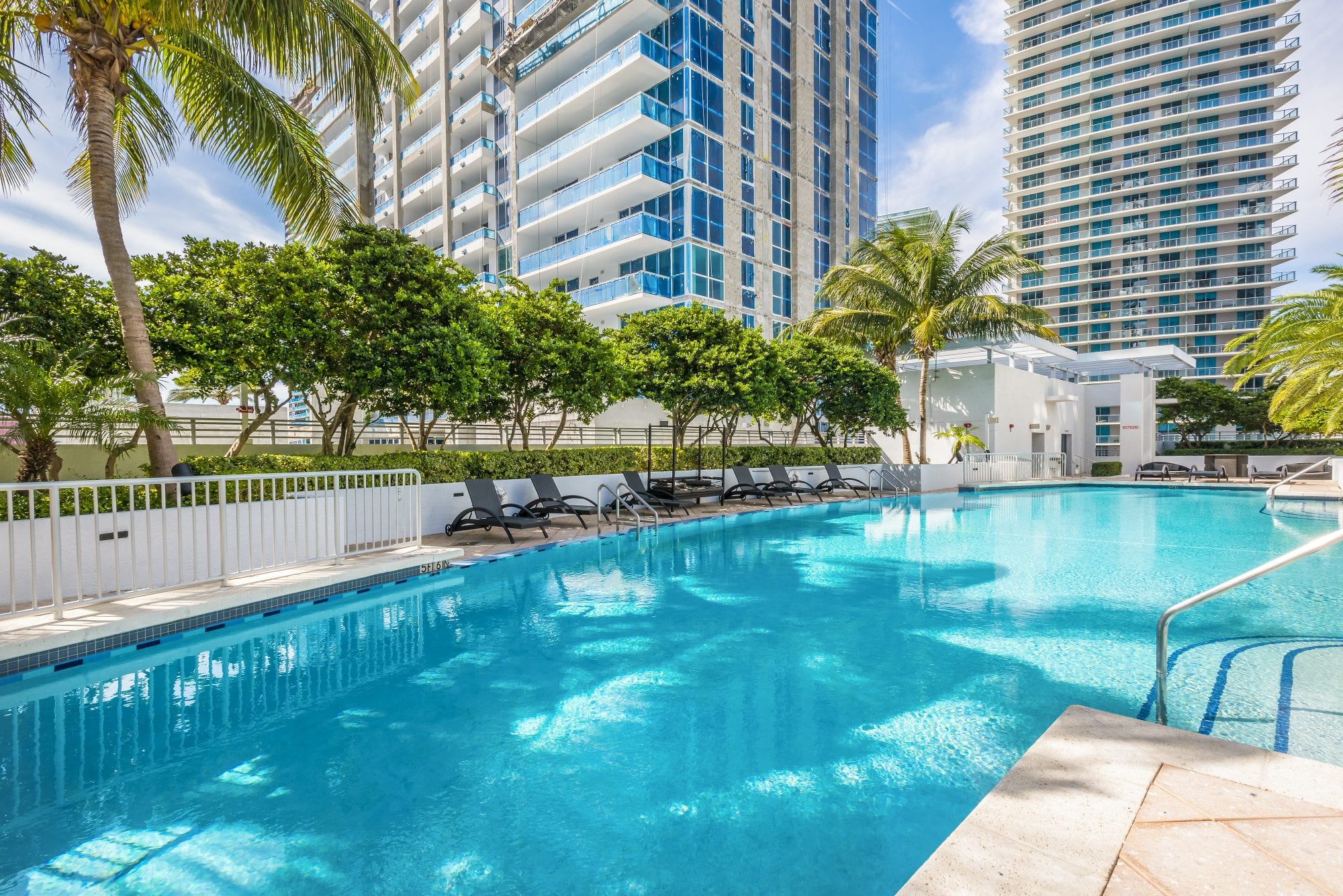 Two Bedroom at 1060 Brickell for Lease | Sea Grove Realty