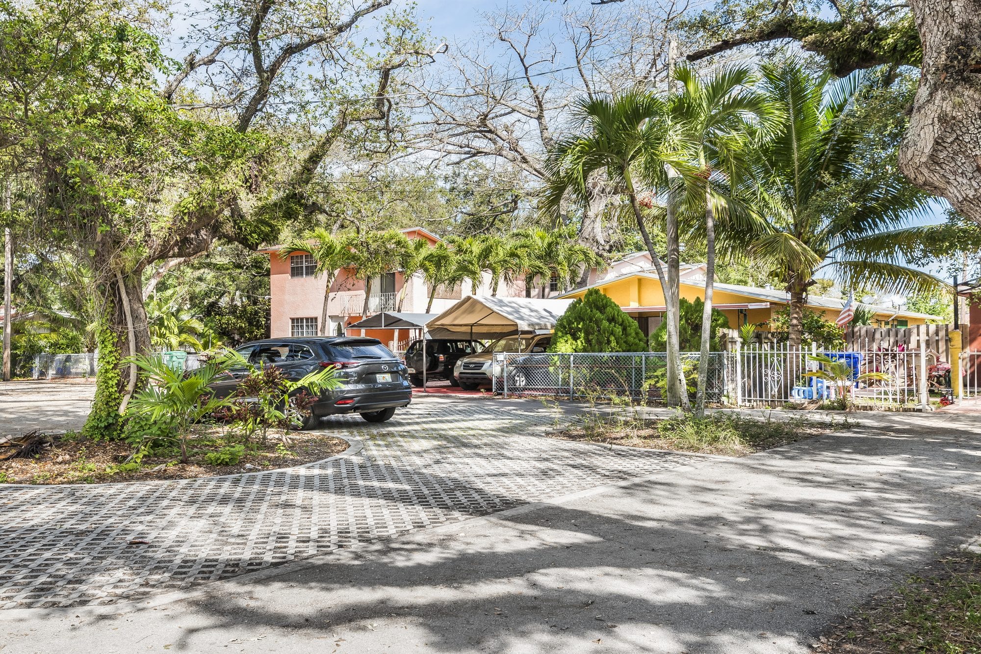 Little Havana 3/2 & 2/1 Duplex on Oak Tree Lined Street, Just off 27 Ave and the River