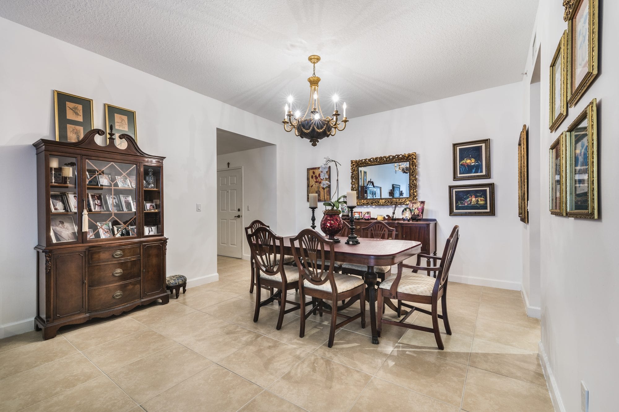 Two Bedroom, Mint Condition Condo in Dadeland Sea Grove Realty