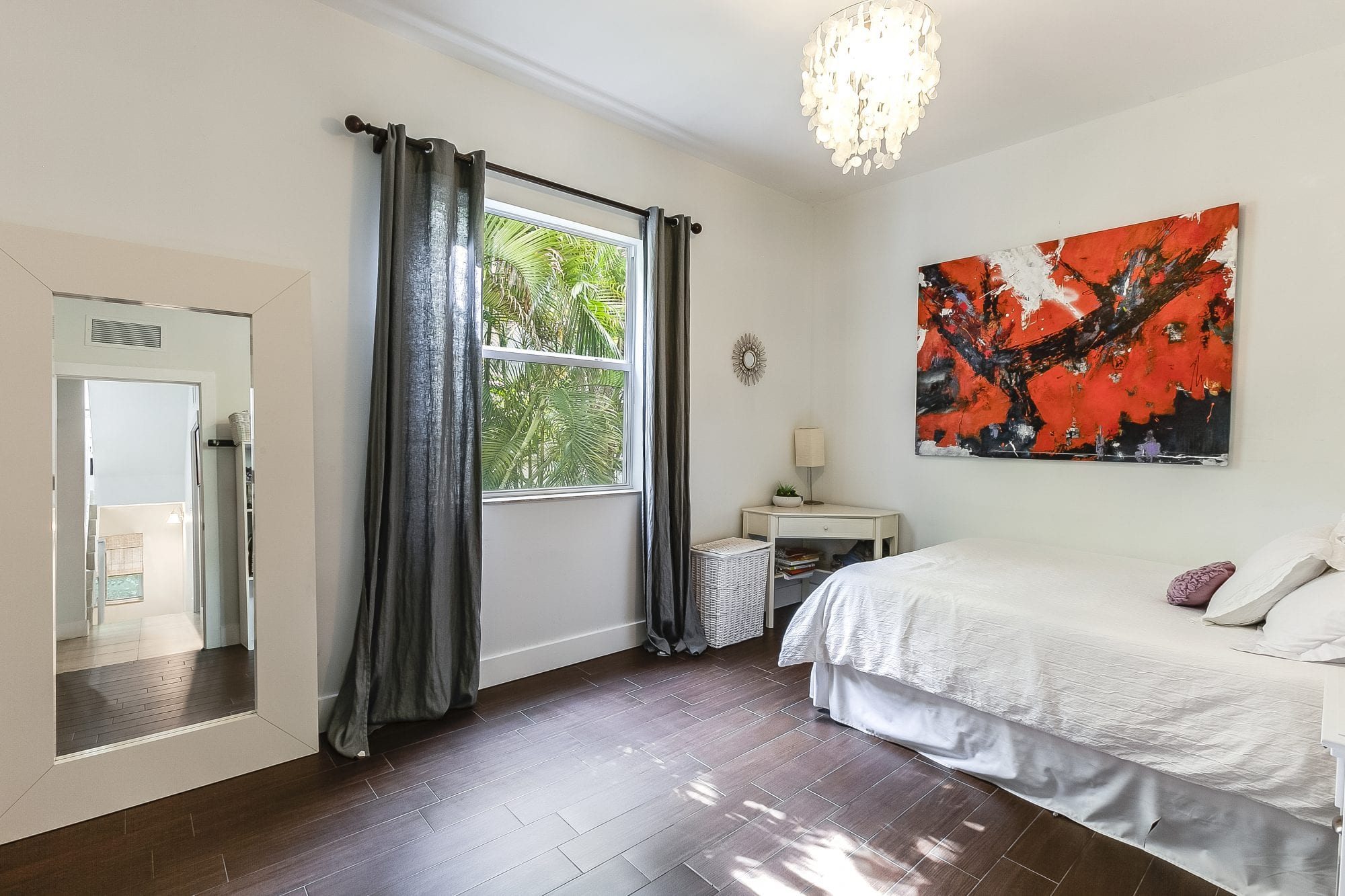 Coconut Grove Townhouse with Private Patio & Rooftop Terrace Sea