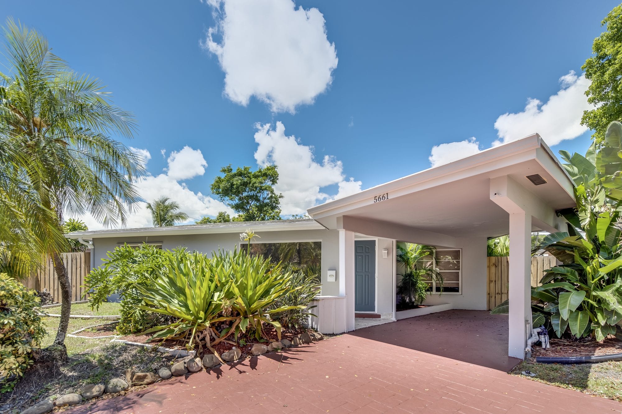 Recently Renovated, Open Floor Plan, 3 Bedroom Home at Imperial Point