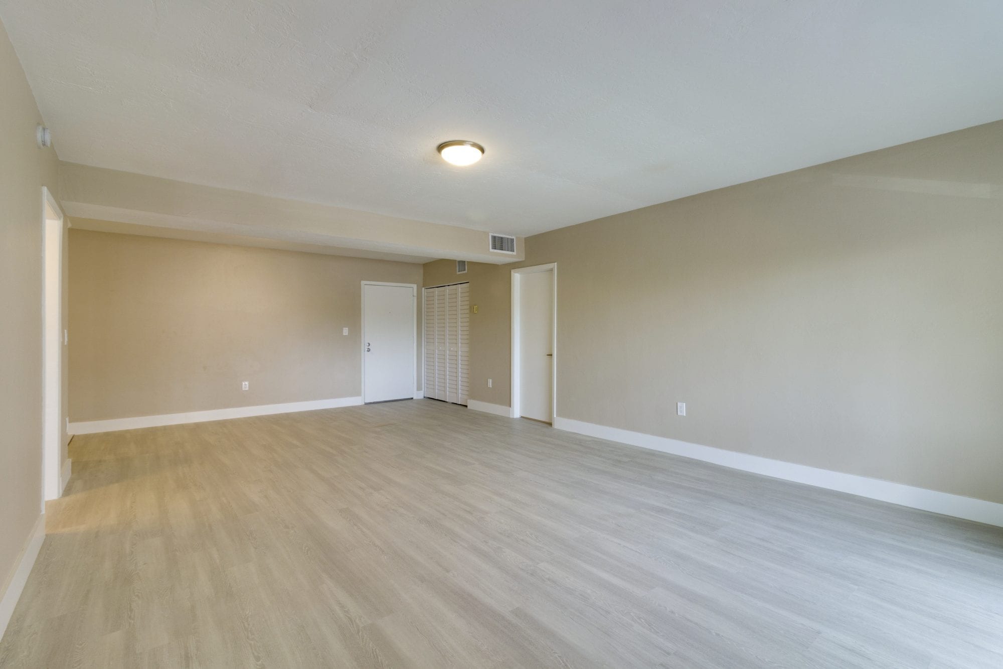 Completely Updated 2 Bedroom Condo at the Ledges in Dadeland Sea