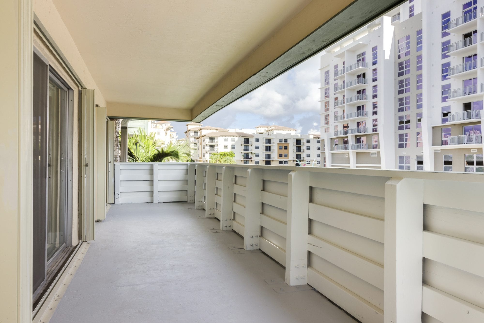Completely Updated 2 Bedroom Condo at the Ledges in Dadeland Sea