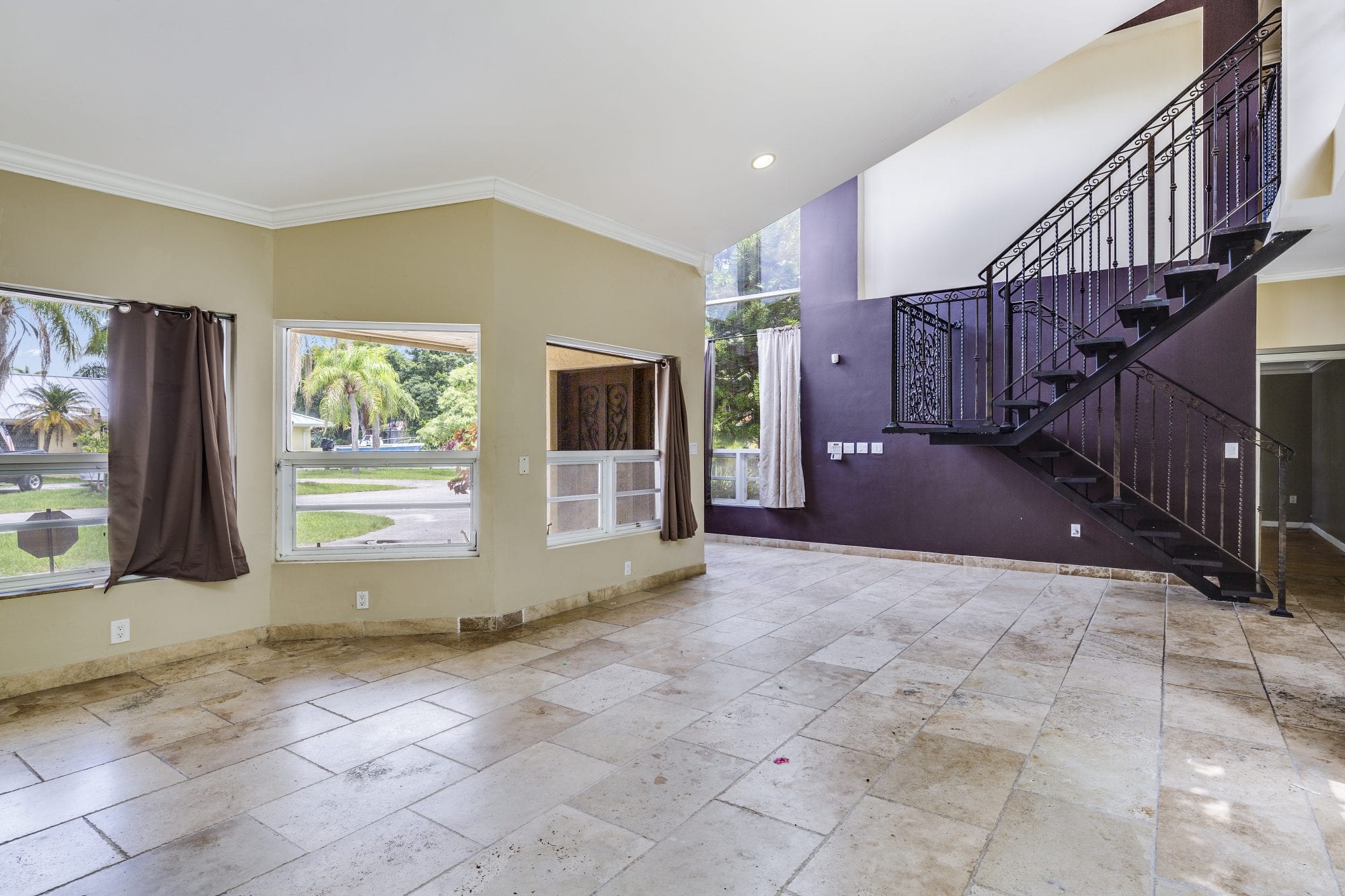 6 Bedroom Short Term Rental Near University of Miami Sea Grove Realty