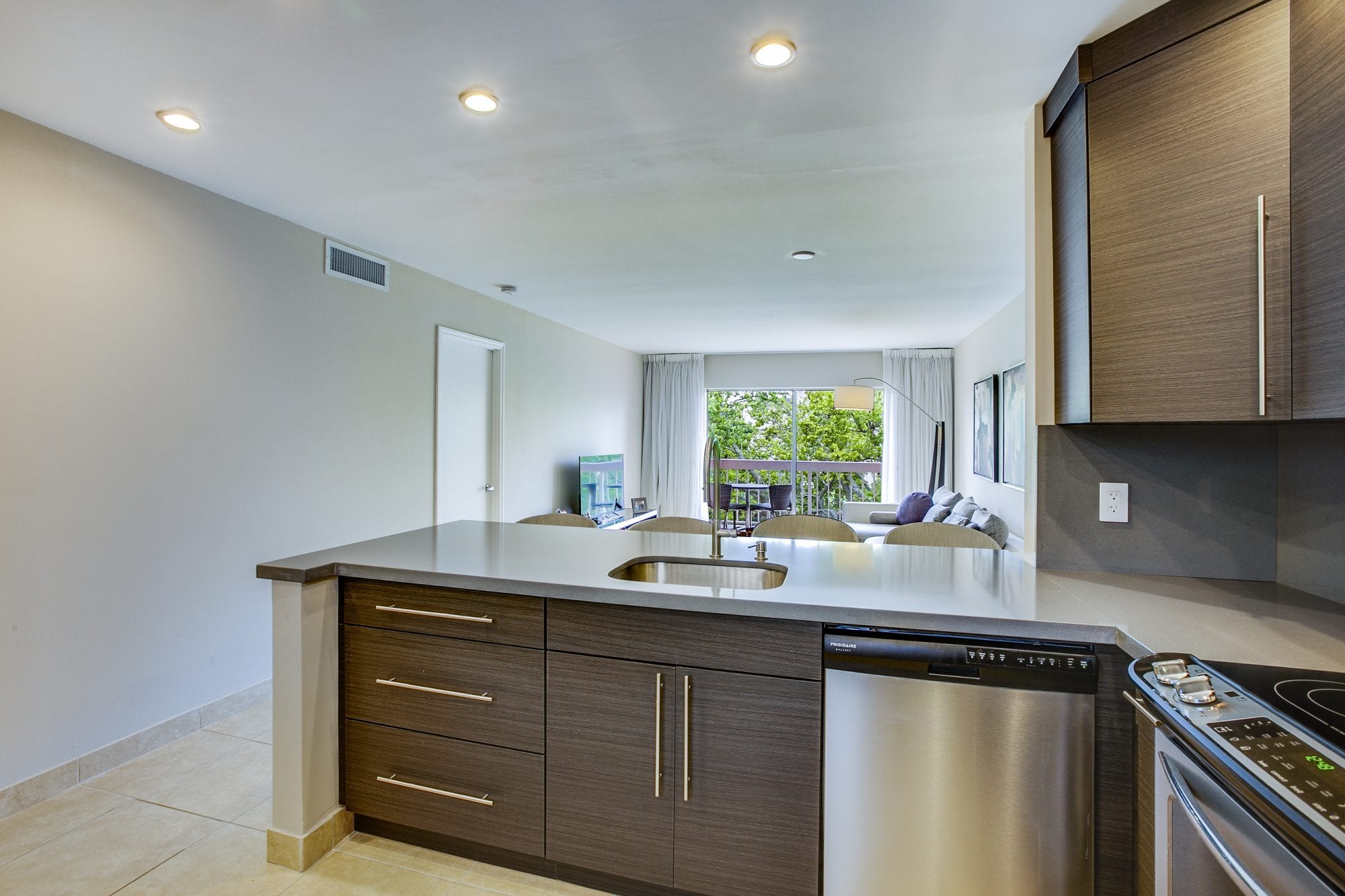 Remodeled Kings Creek Village 1 Bedroom Apartment for Lease Sea Grove