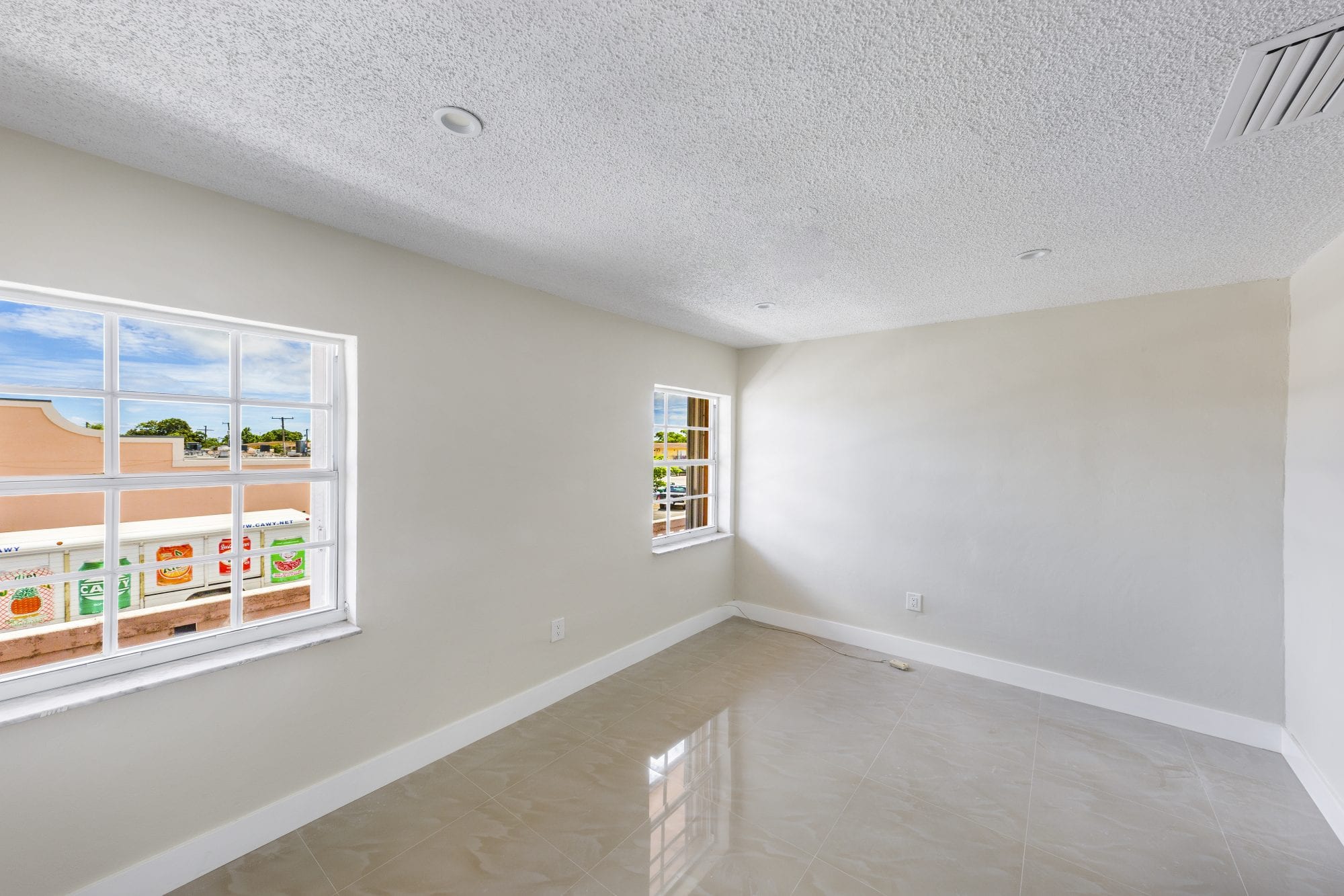 Downtown Office Space for Lease! - office & commercial - office ...