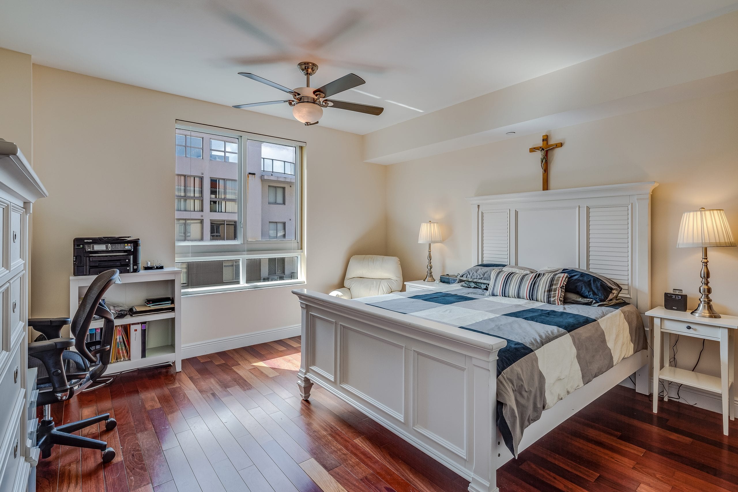 Large 2 Bedroom in Dadeland's Prestigious Toscano Condominium Sea