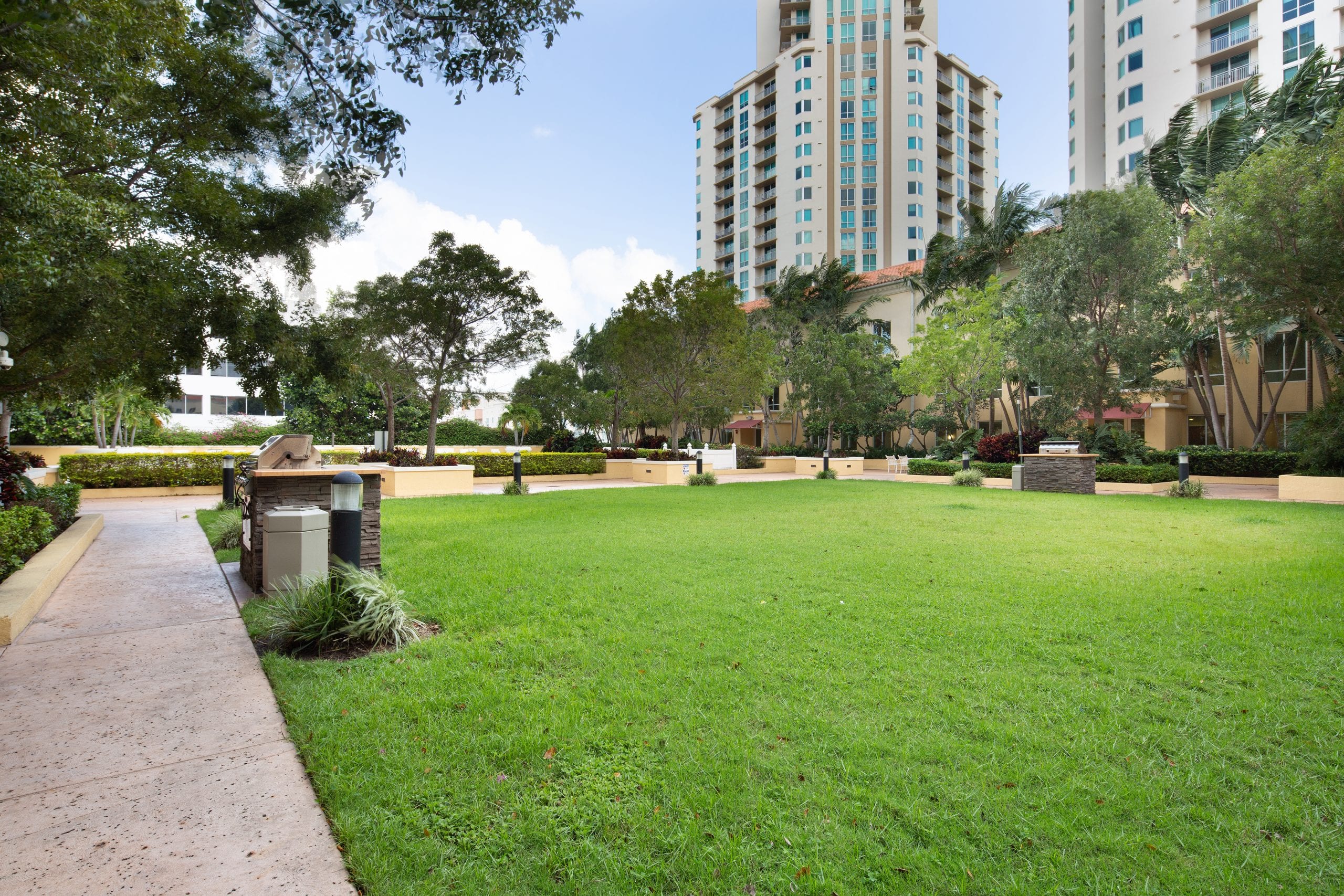 Large 2 Bedroom in Dadeland's Prestigious Toscano Condominium Sea