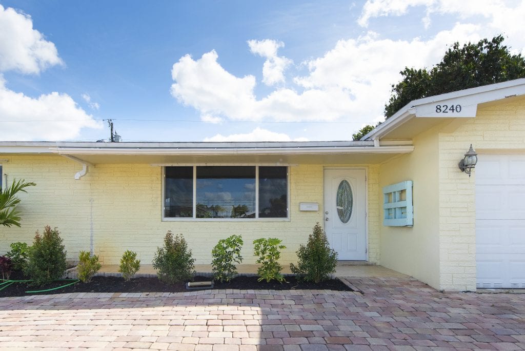 Centrally Located Pembroke Pines 3 Bedroom Home For Sale Sea Grove Realty