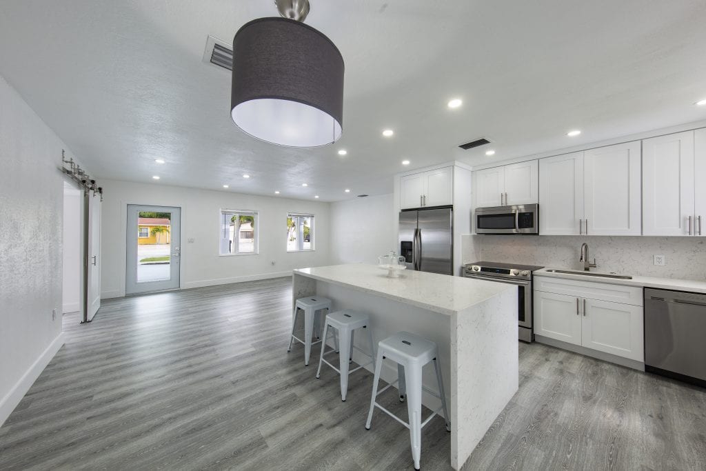 Renovated Single Family with Large Terrace & Pool in Coral Terrace