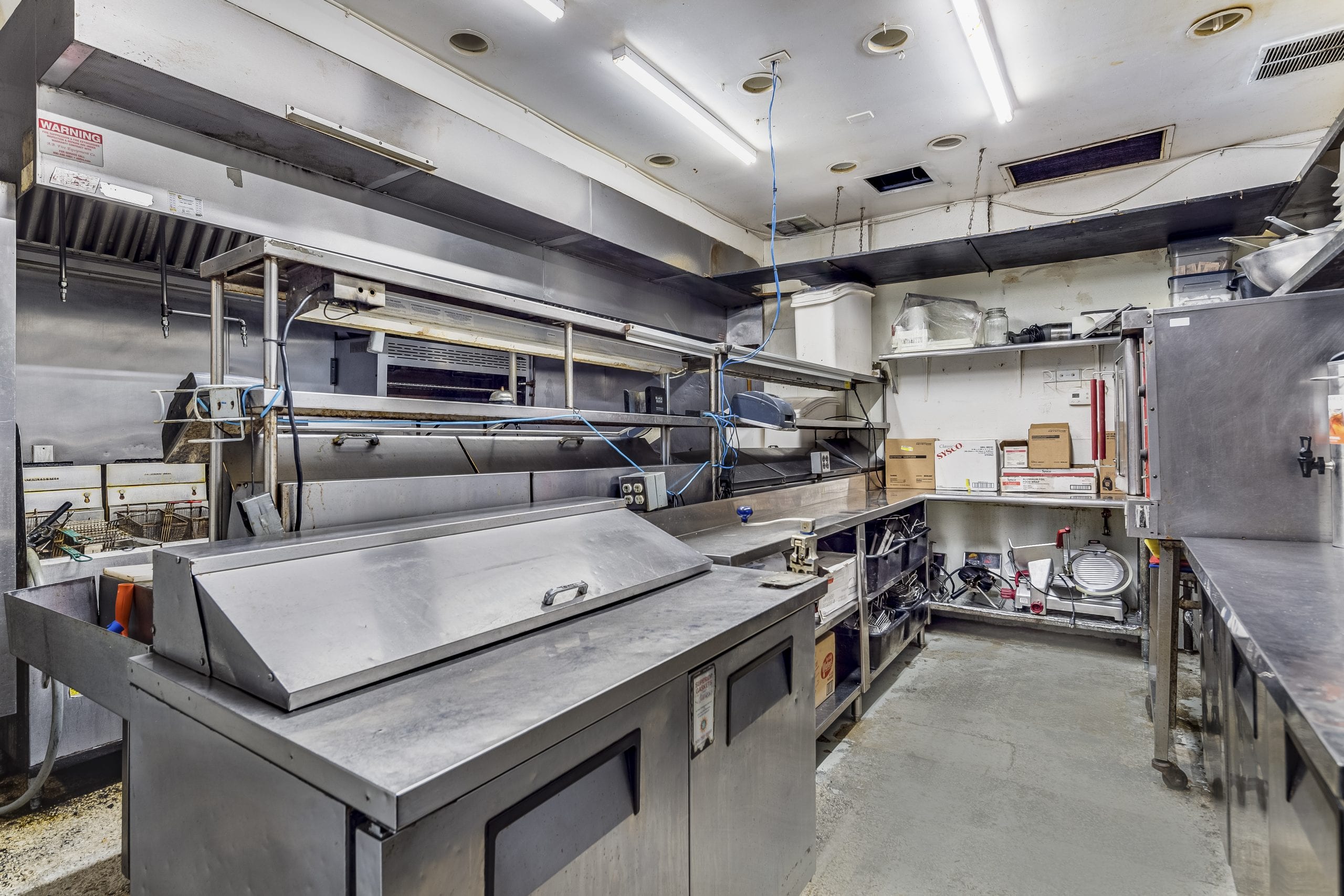 South Miami StandAlone 2nd Generation Restaurant Space for Lease Sea