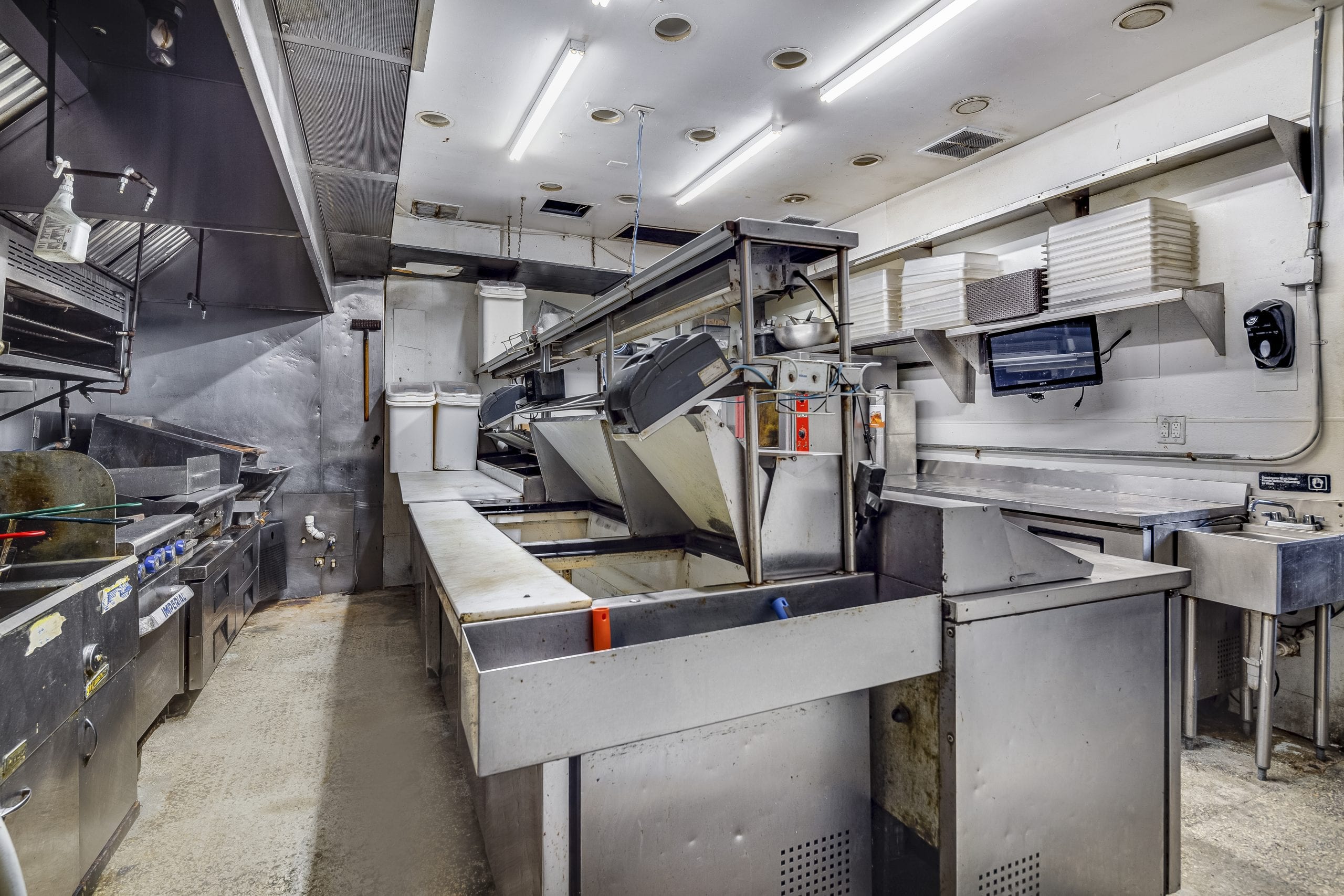 South Miami StandAlone 2nd Generation Restaurant Space for Lease Sea