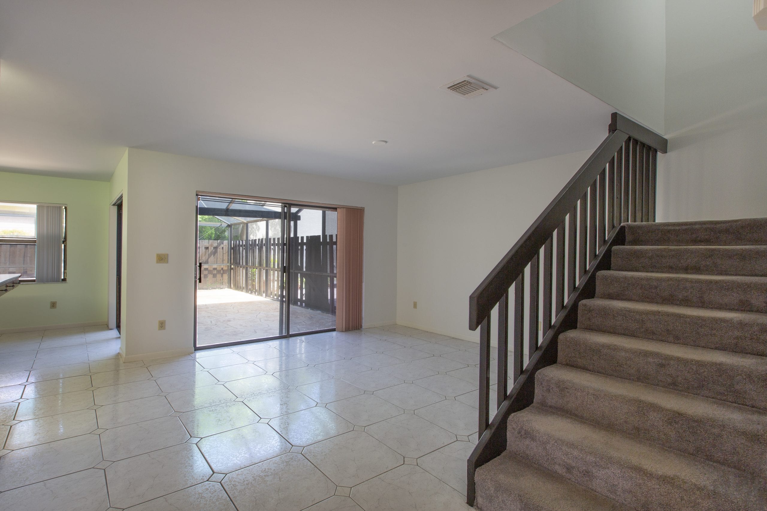 Corner Unit 3 Bedroom Townhome in Kendall Sea Grove Realty