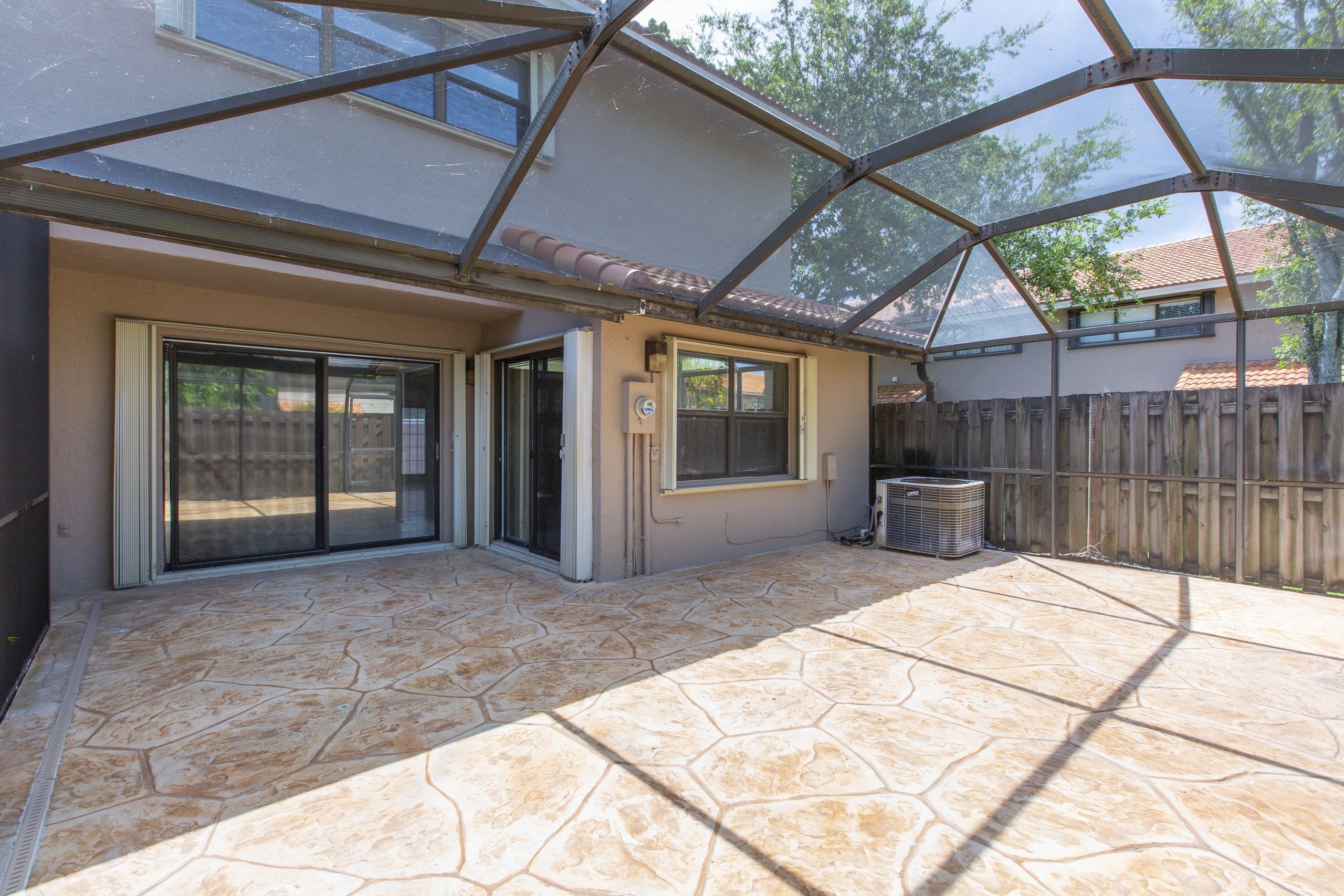 Corner Unit 3 Bedroom Townhome in Kendall Sea Grove Realty