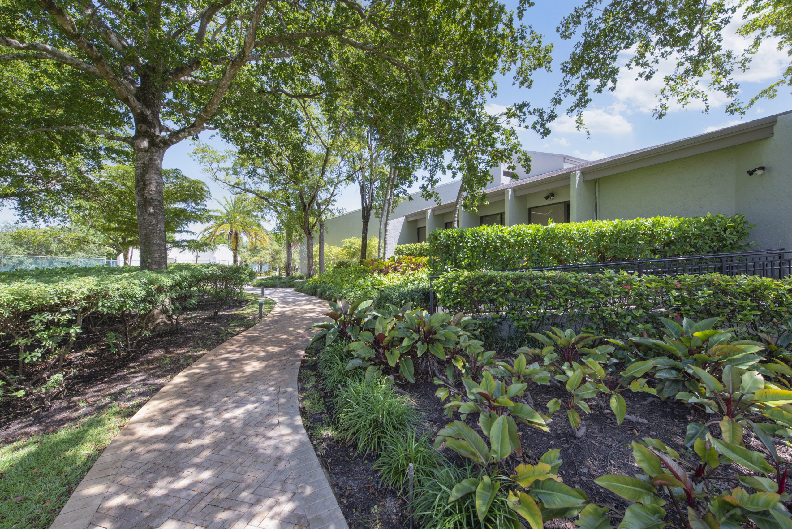 Renovated Sabal Chase 2 Bedroom Townhouse with Impact Windows & New