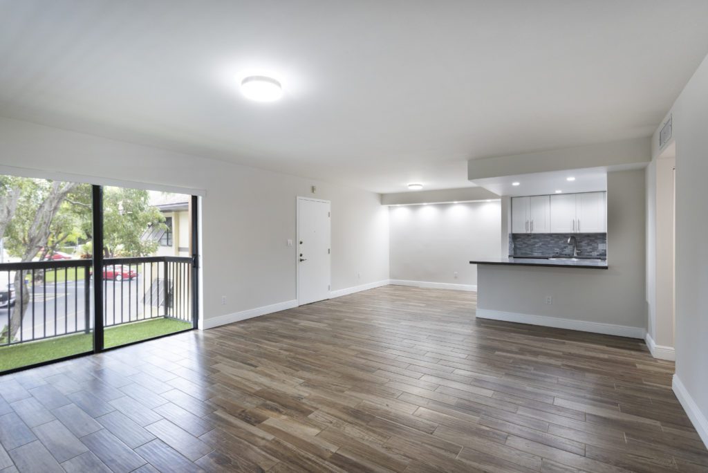 Renovated Two bed, Two Bath Corner Unit in Dadeland Sea Grove Realty