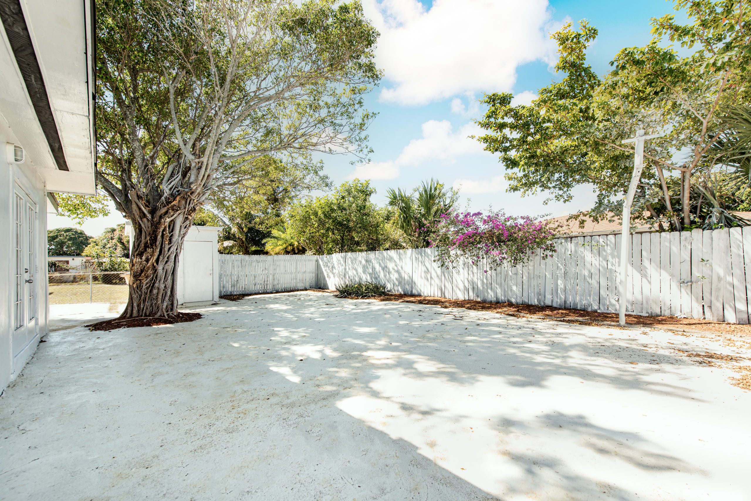 Renovated Corner Lot 5/3 for Rent in Deerfield Beach Sea Grove Realty