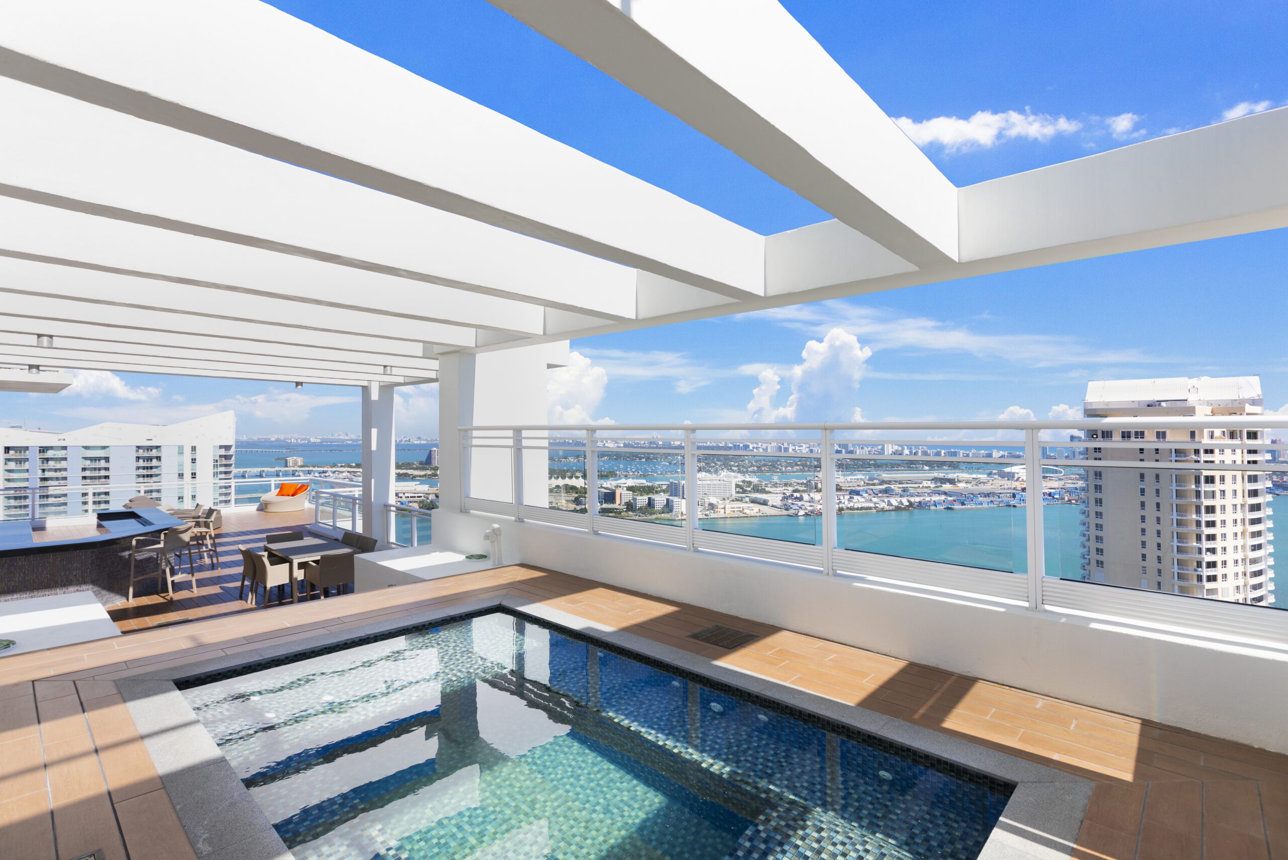 Asia Penthouse with Breathtaking Views, Private Rooftop Pool, and Music Studio in Miami’s, Brickell Key