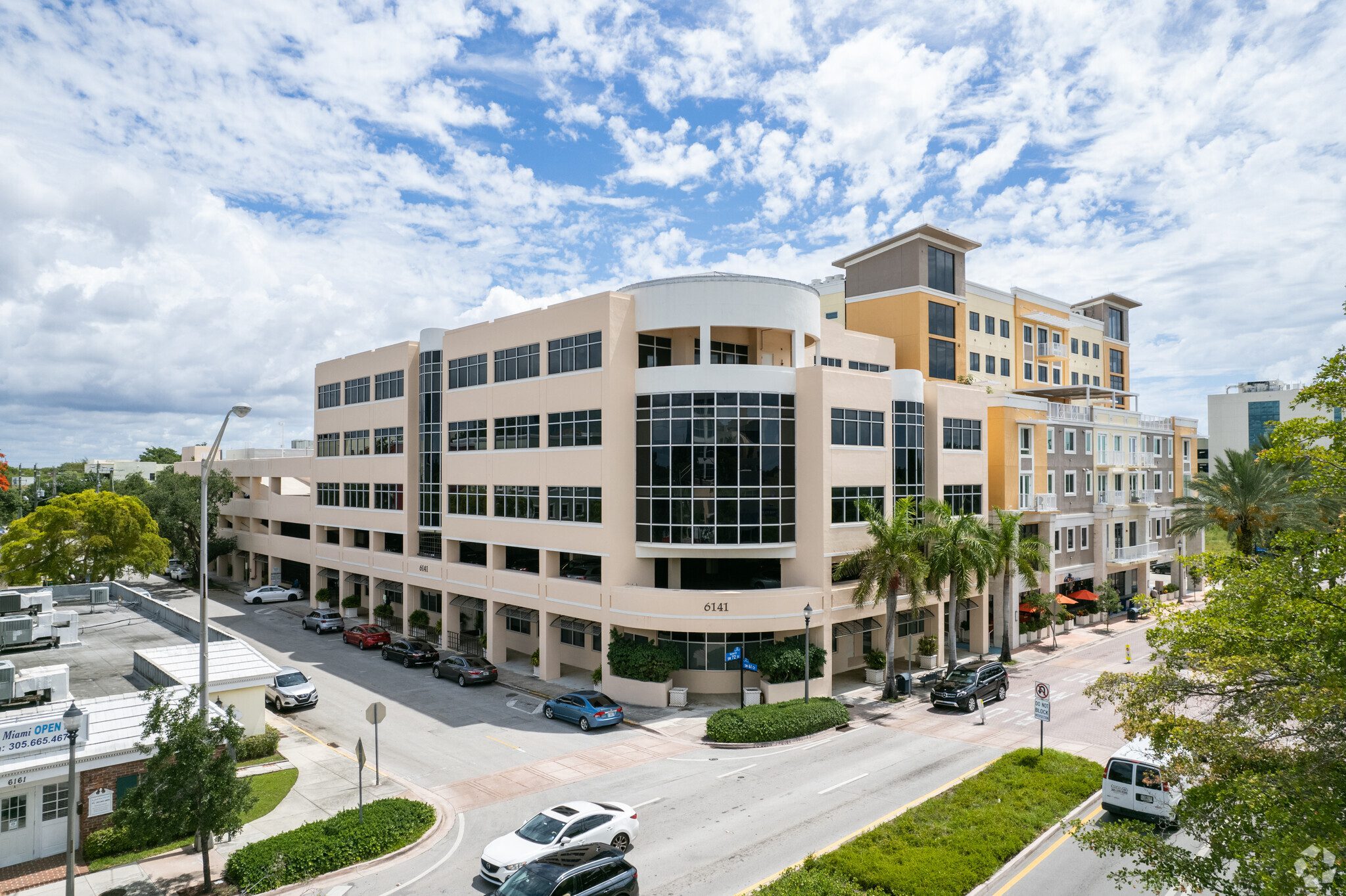 South Miami Ground Floor Medical Office For Lease