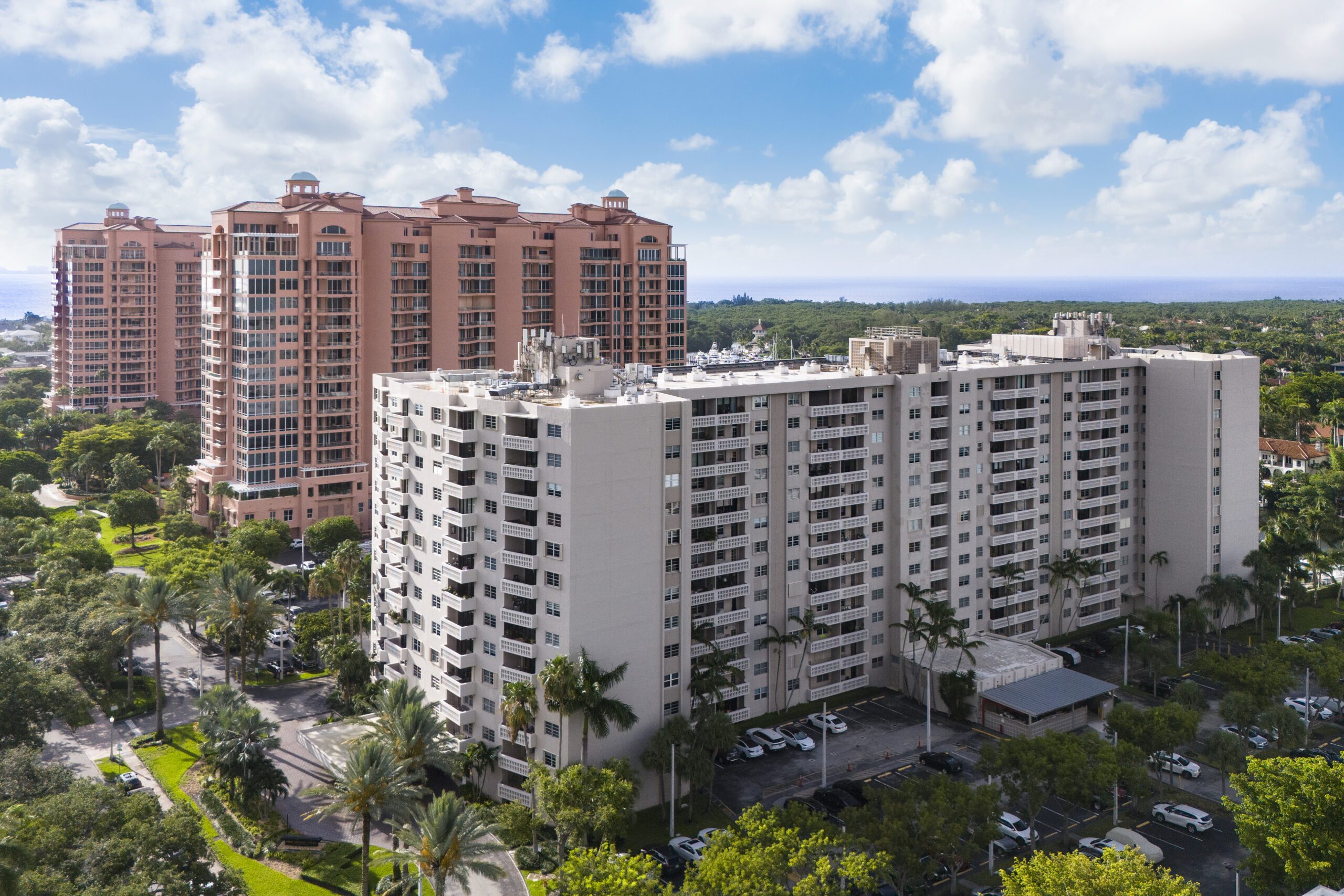 Stunning 1-Bedroom 1.5-Bathroom Condo with Waterway, Bay & City Views – Gables Waterway Towers